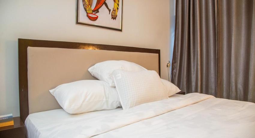 Super Royal (Ubongabasi) 203